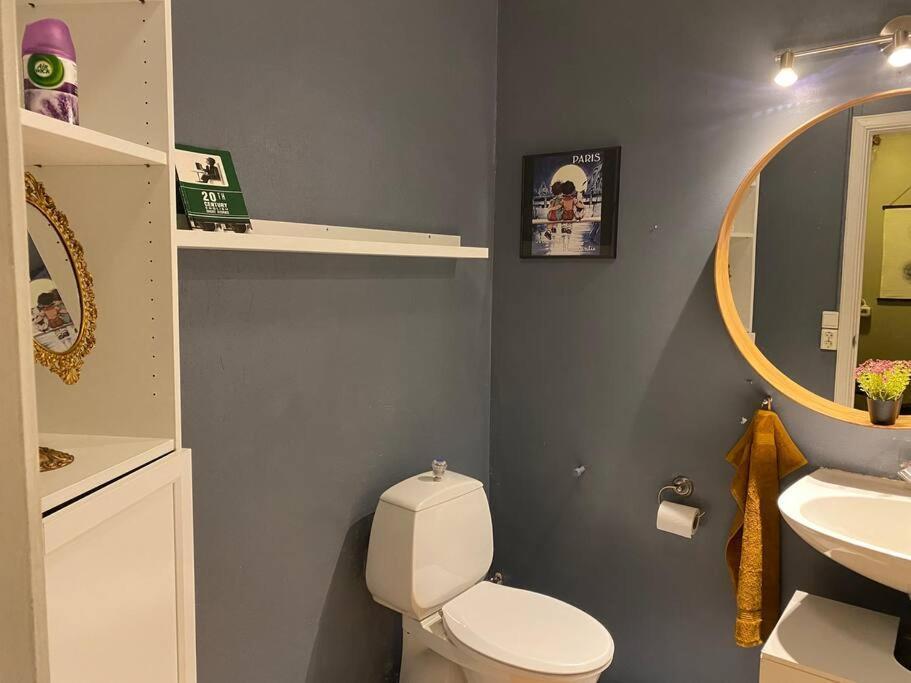 A Cozy One-bedroom Basement In Rvk Suburbs Appartamento